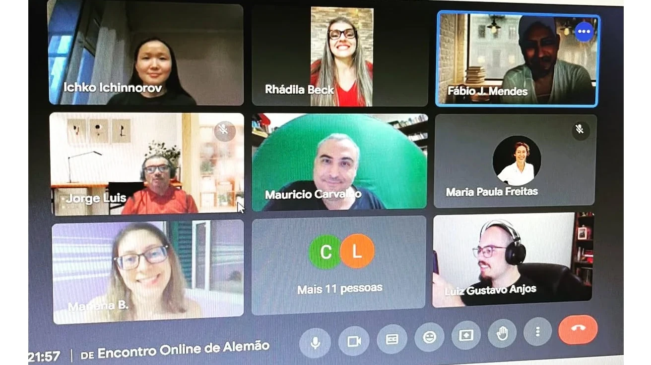 Ei - Encontros virtuais em um clube gratuito e acolhedor para o estudante poliglota